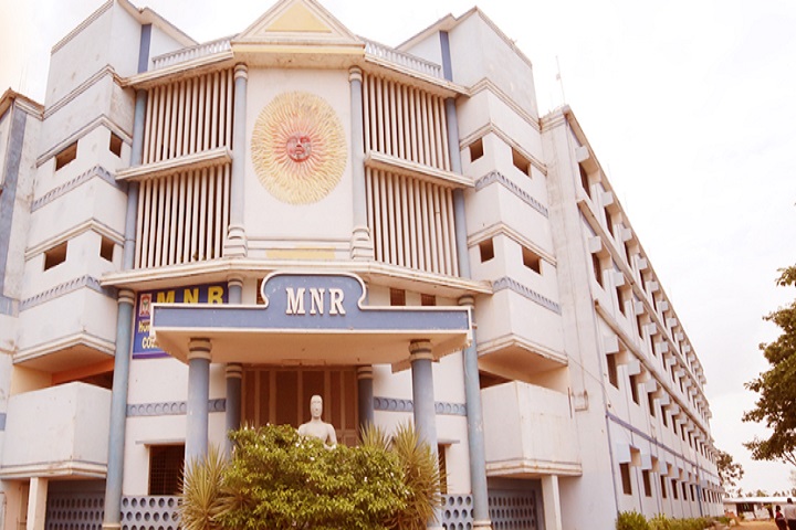 https://cache.careers360.mobi/media/colleges/social-media/media-gallery/30447/2020/7/8/Campus view of MNR Homoeopathic Medical College and Hospital Sangareddy_Campus-View.jpg